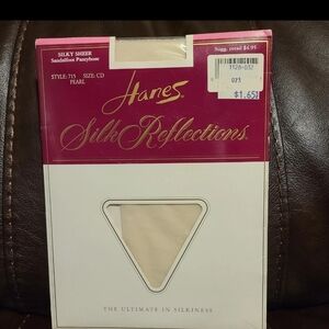 Hanes Silk Reflections Silky Sheer Control Top Pantyhose Pearl White Size CD New